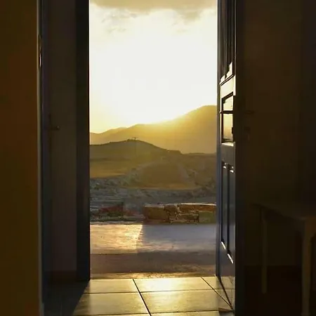 Feriehus Mr & Mrs Parrot's Most Increadible Seaview Folégandros